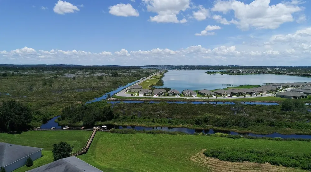 1005 GREEN GATE BOULEVARD Groveland, FL 34736