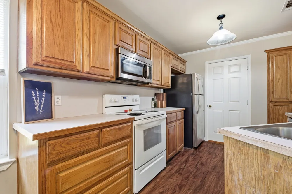 402 Robertson Street Collinsville, TX 76233