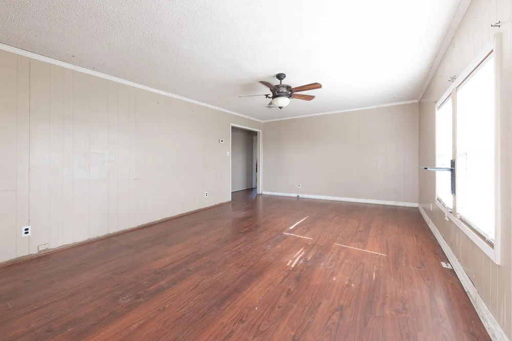 3300 State Highway 95 S Shiner, TX 77984