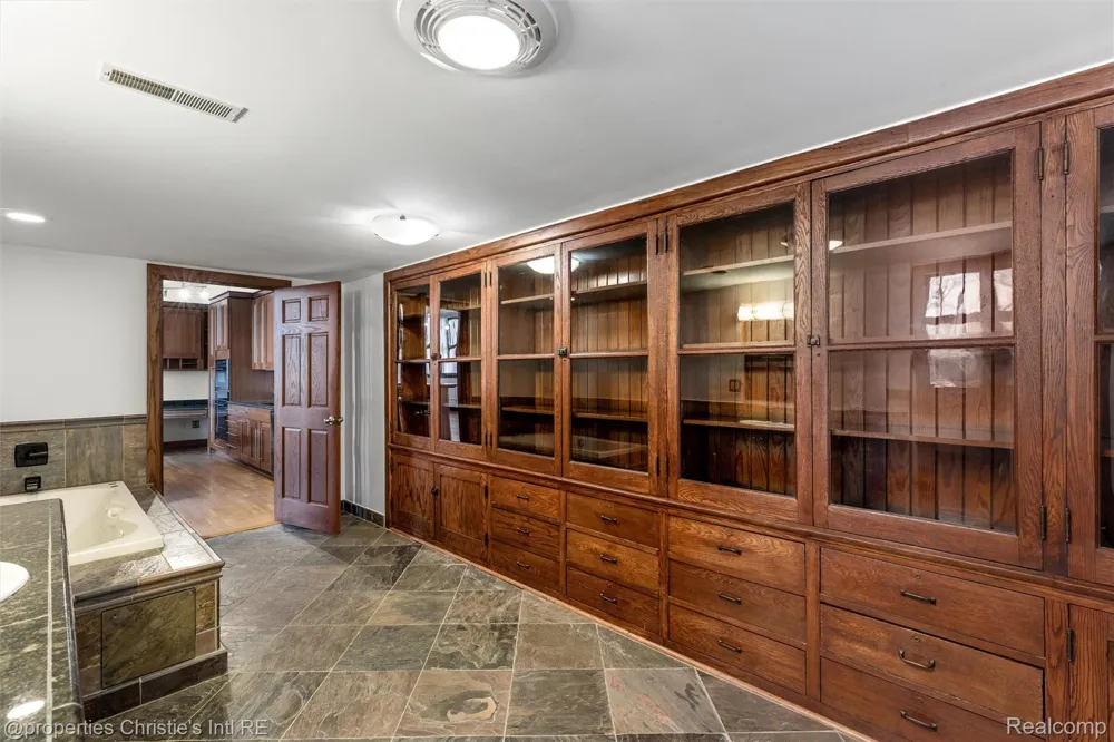 1395 Antietam Avenue #39 Detroit City, MI 48207