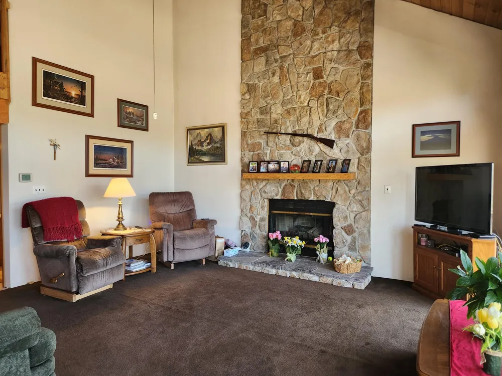 9223 S Trail Of The Lakes Lake Township, MI 49304
