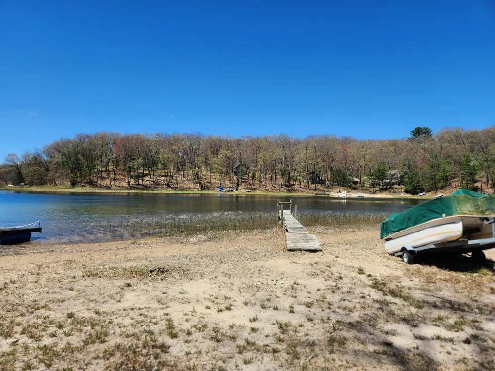 9223 S Trail Of The Lakes Lake Township, MI 49304