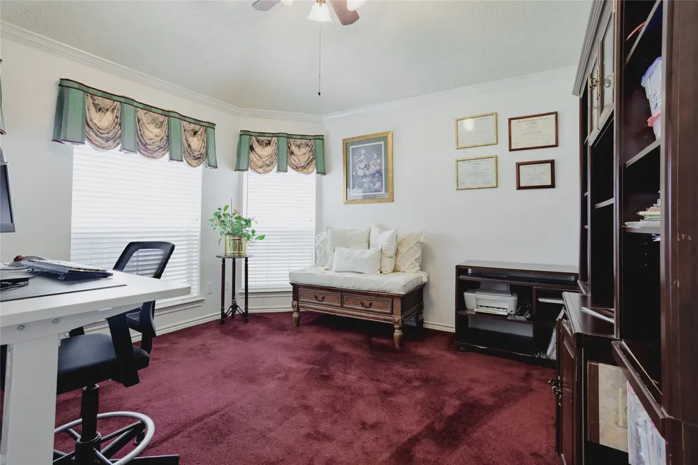 7115 Oaklawn Sachse, TX 75048