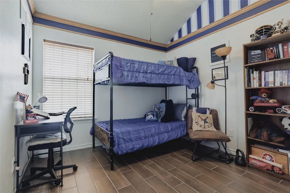 7115 Oaklawn Sachse, TX 75048