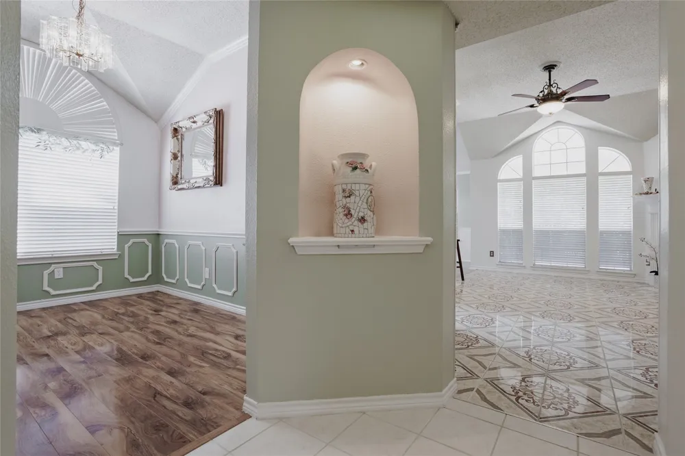 7115 Oaklawn Sachse, TX 75048