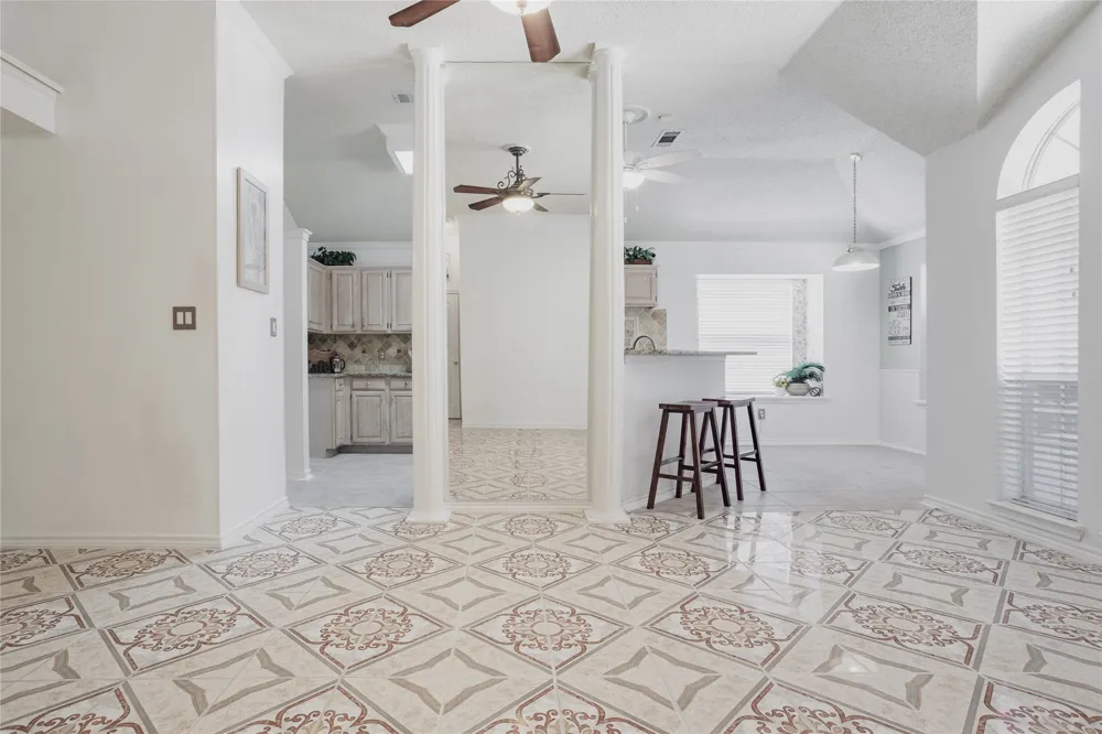 7115 Oaklawn Sachse, TX 75048