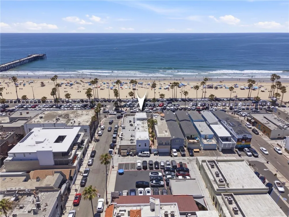 2202 W Oceanfront Newport Beach, CA 92663