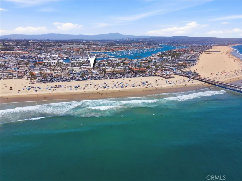 2202 W Oceanfront Newport Beach, CA 92663