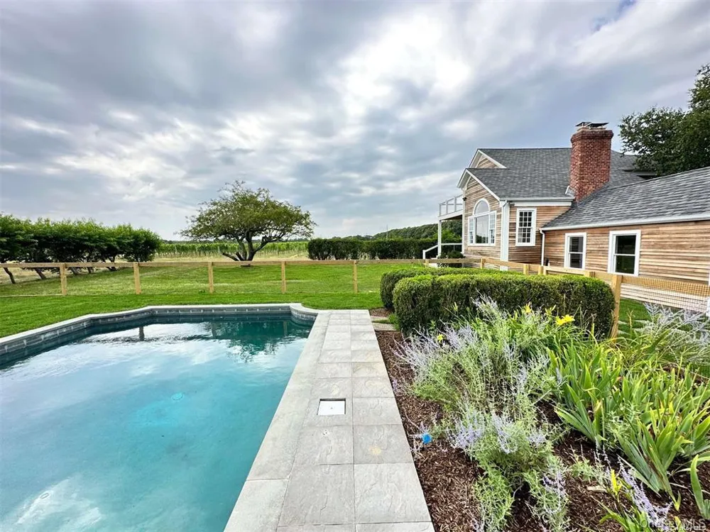 4782 Alvah's Lane Cutchogue, NY 11935