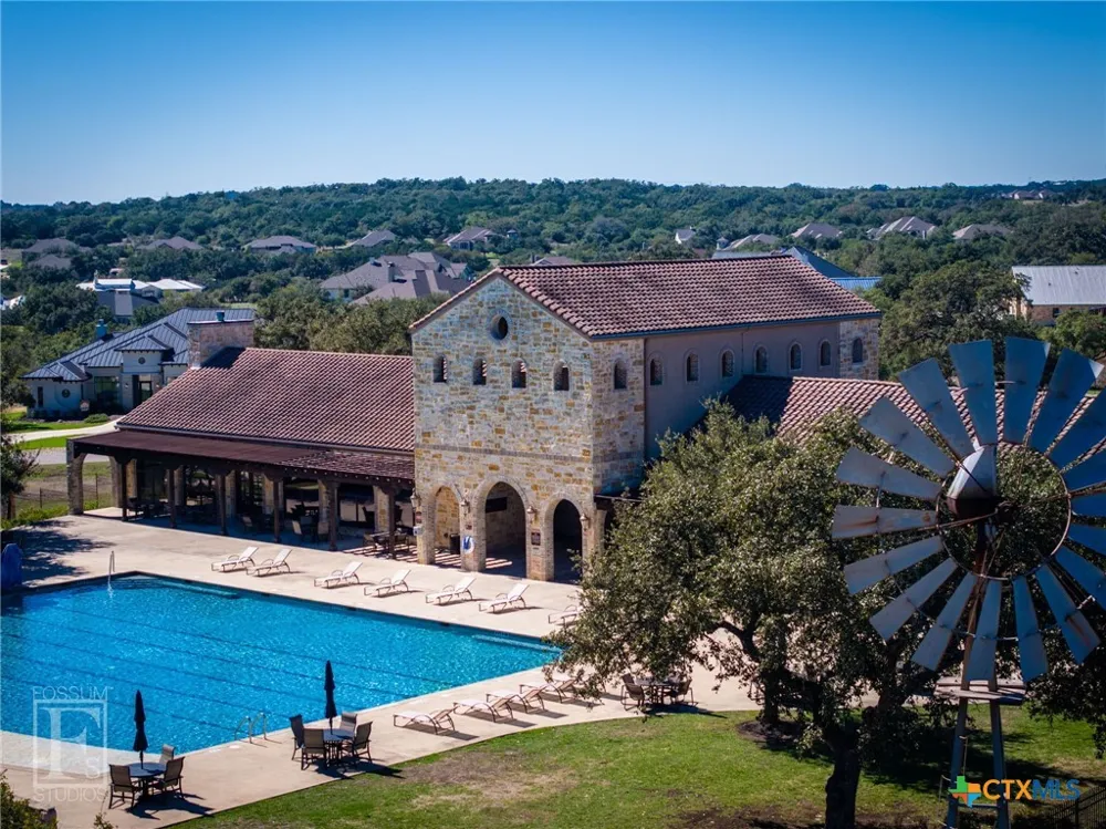1221 Brushy Cove New Braunfels, TX 78132