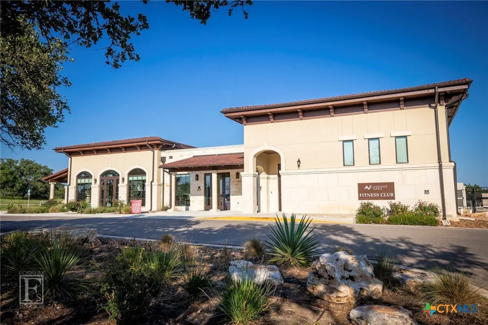 1221 Brushy Cove New Braunfels, TX 78132