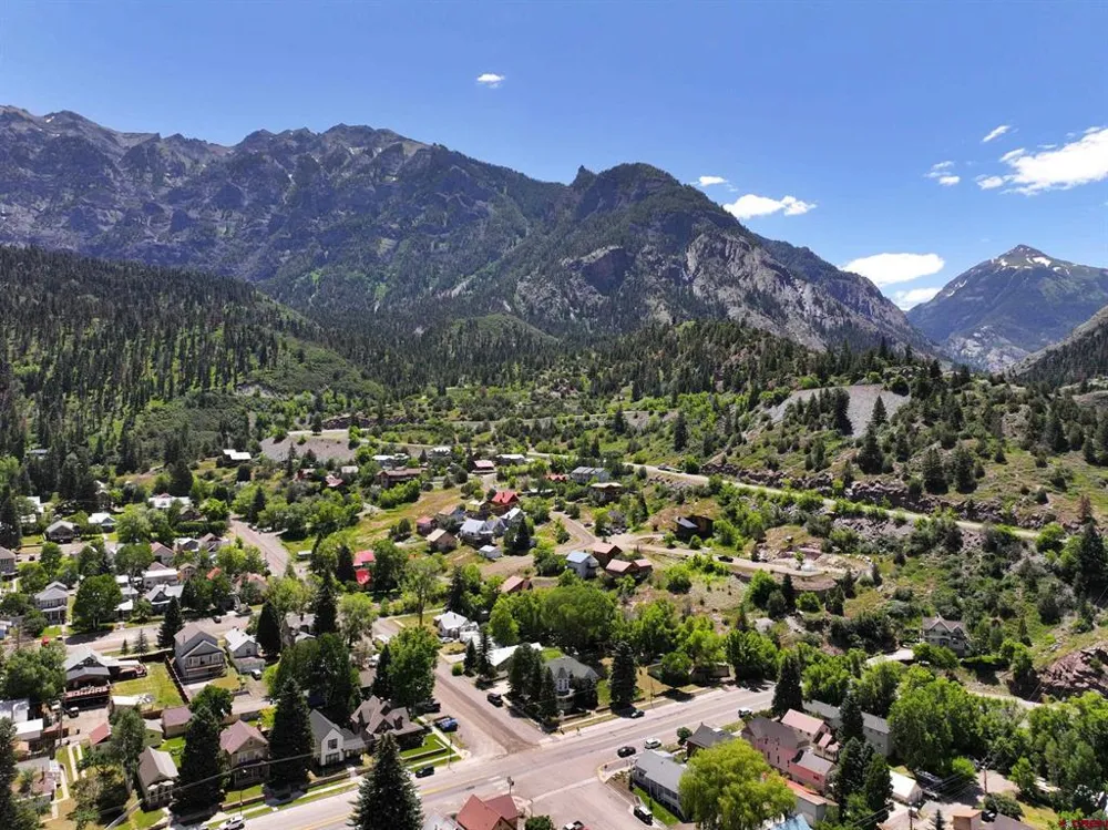 325 2nd Avenue Ouray, CO 81427