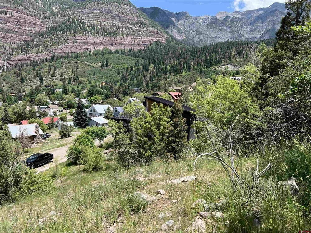 325 2nd Avenue Ouray, CO 81427