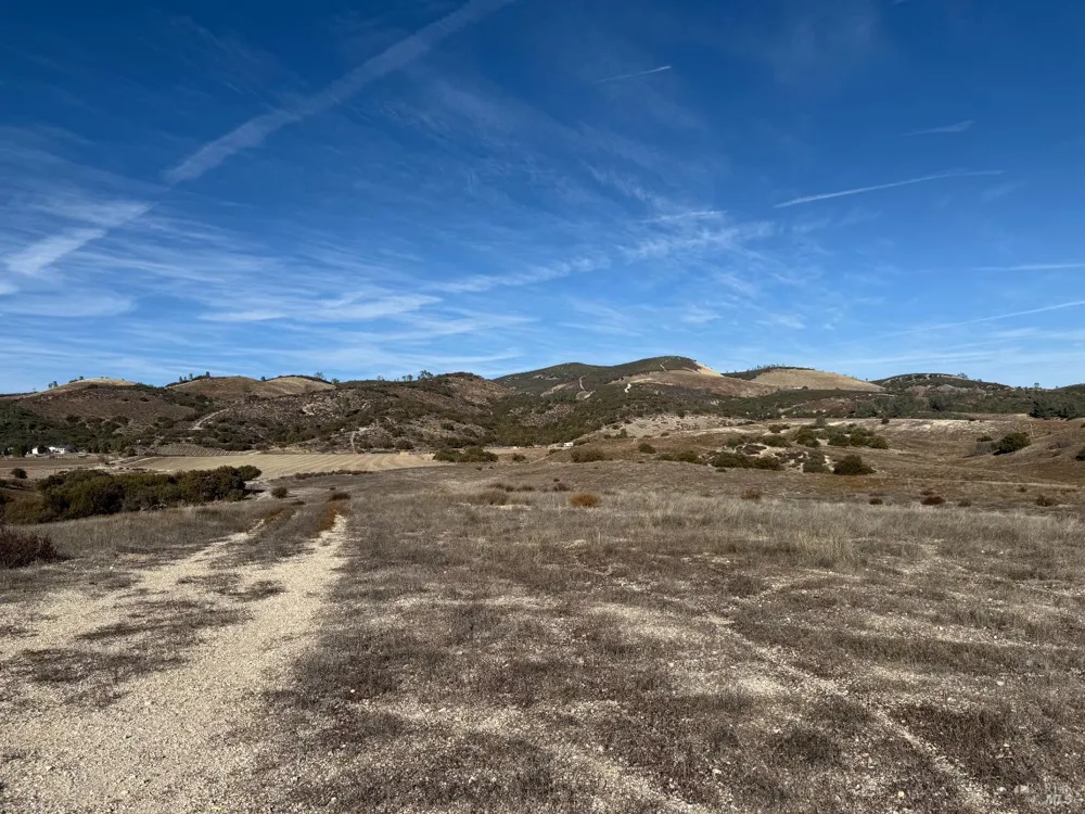 49201 Lockwood-Jolon Road Lockwood, CA 93932
