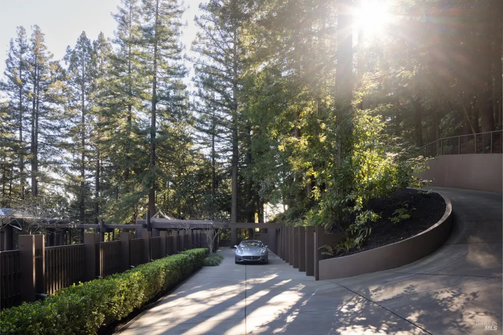 238 Summit Drive Corte Madera, CA 94925