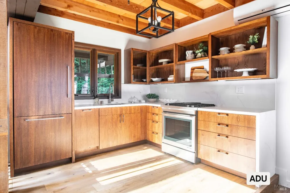 238 Summit Drive Corte Madera, CA 94925