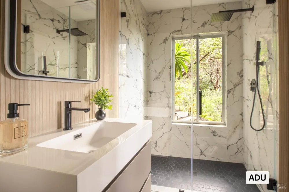 238 Summit Drive Corte Madera, CA 94925