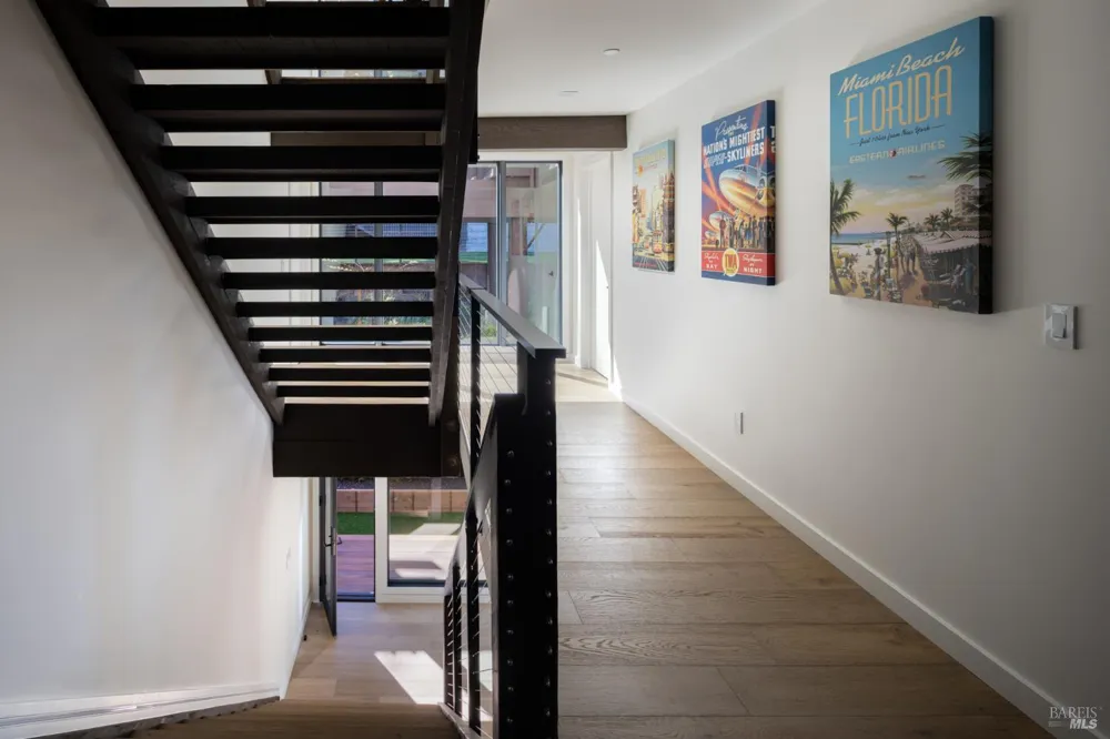 238 Summit Drive Corte Madera, CA 94925