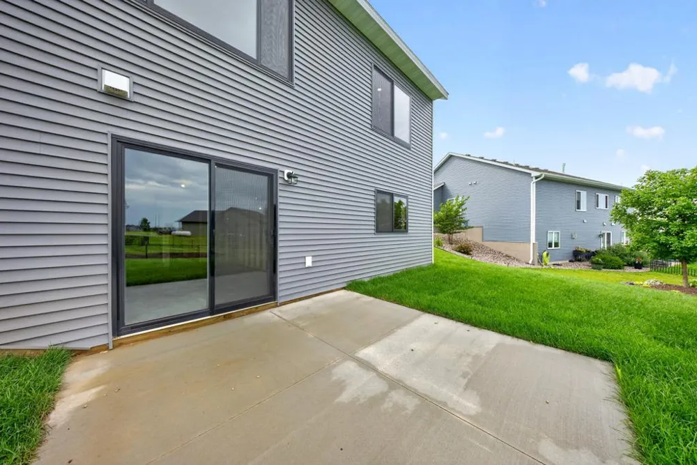 1693 Cherry Street E Mazeppa, MN 55956