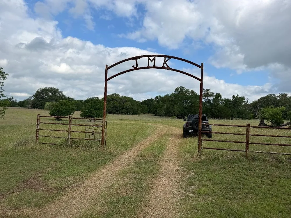 387 W CR 1627 AVENUE Meridian, TX 76634