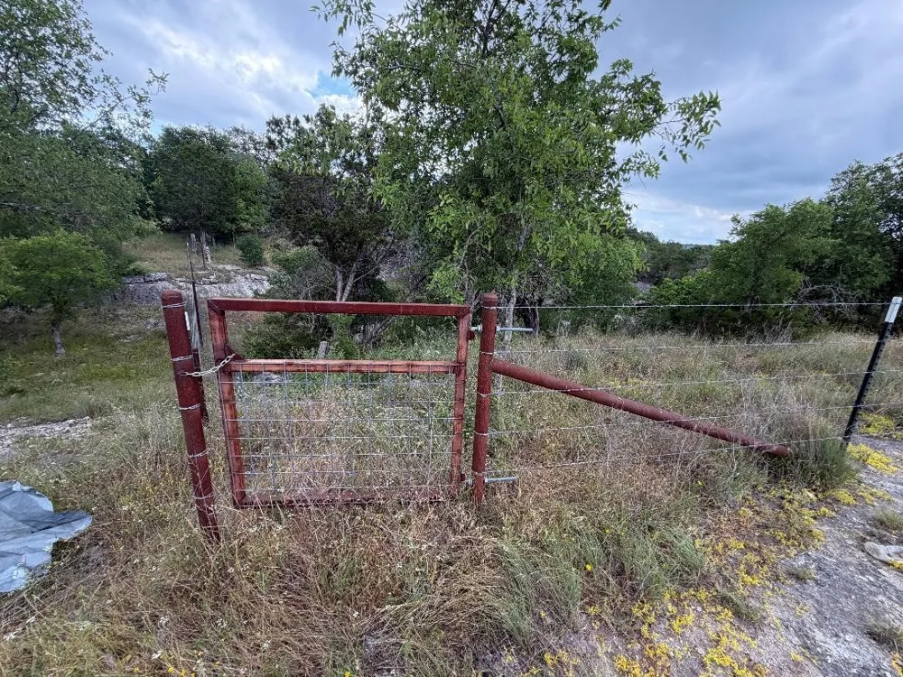 387 W CR 1627 AVENUE Meridian, TX 76634