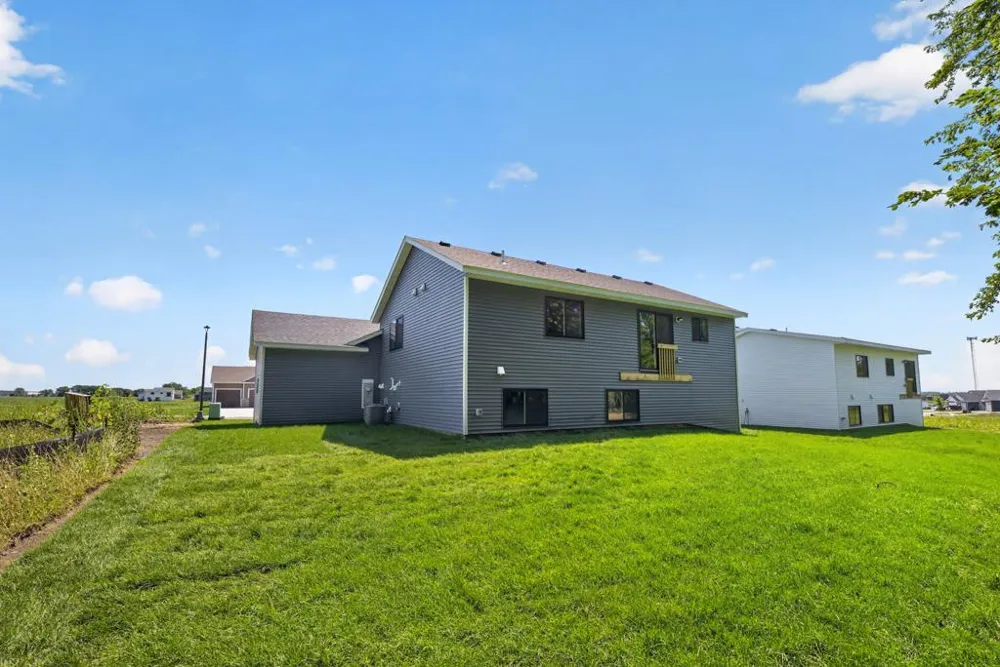 1150 Petersen Court NW Stewartville, MN 55976