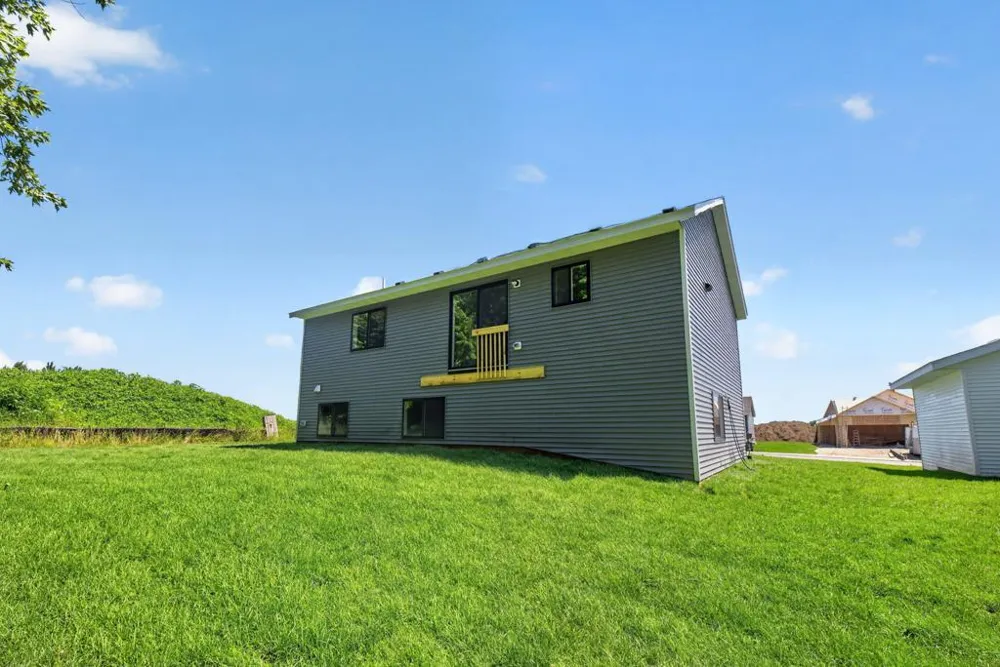 1150 Petersen Court NW Stewartville, MN 55976