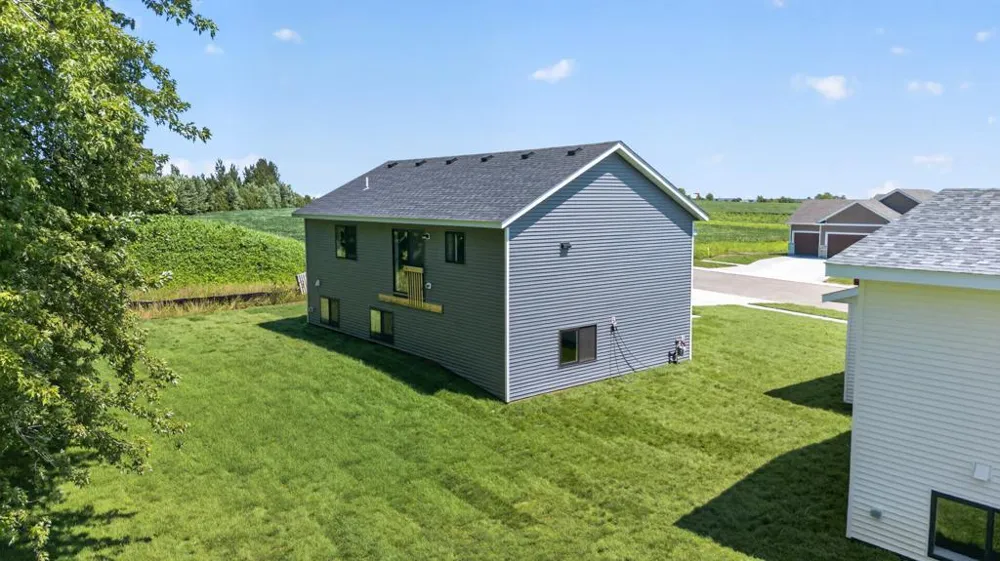 1150 Petersen Court NW Stewartville, MN 55976