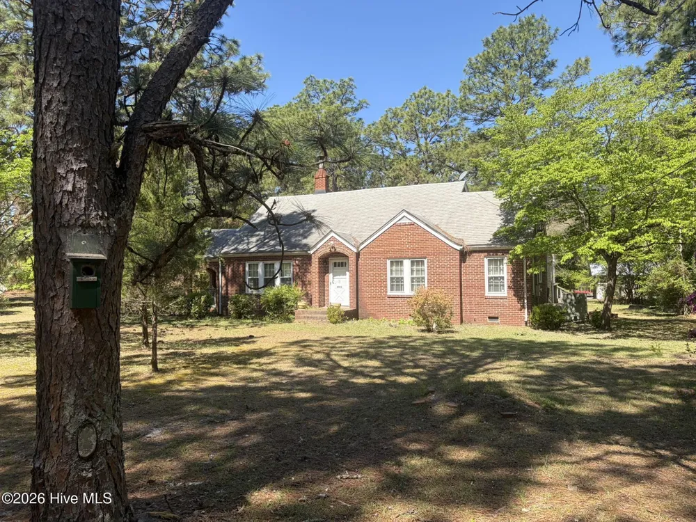 5324 Us 1 Highway Vass, NC 28394