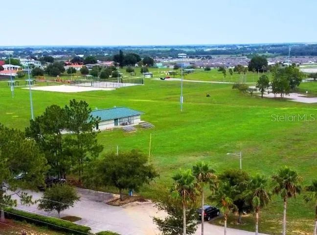 589 BROADOAK DRIVE Dundee, FL 33838