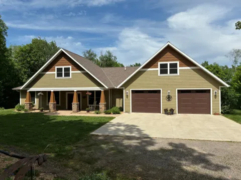 21945 County 38