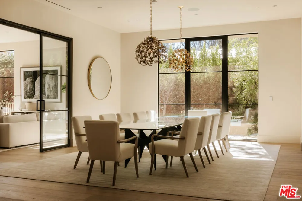 5287 Round Meadow Road Hidden Hills, CA 91302