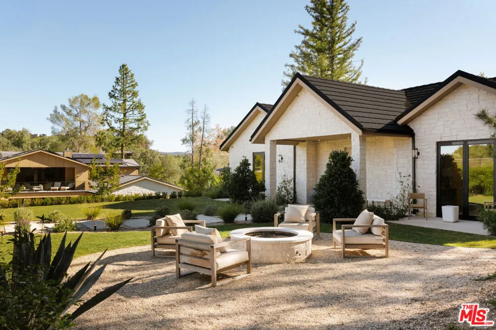 5287 Round Meadow Road Hidden Hills, CA 91302