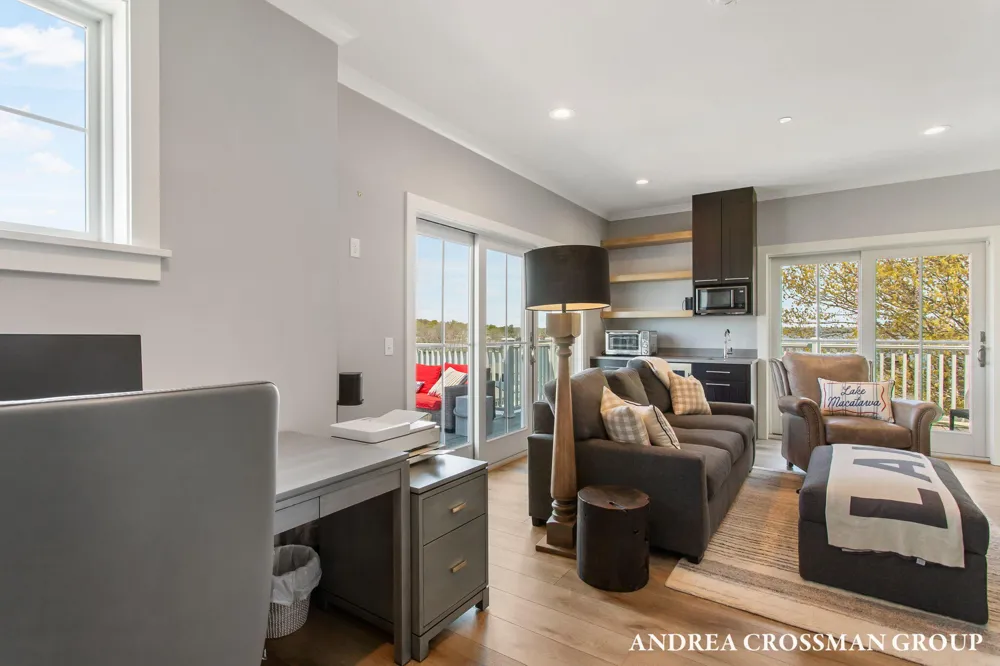 2378 Sunset Walk Park Township, MI 49434