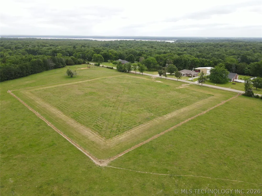 1 4285 ROAD Hugo, OK 74743