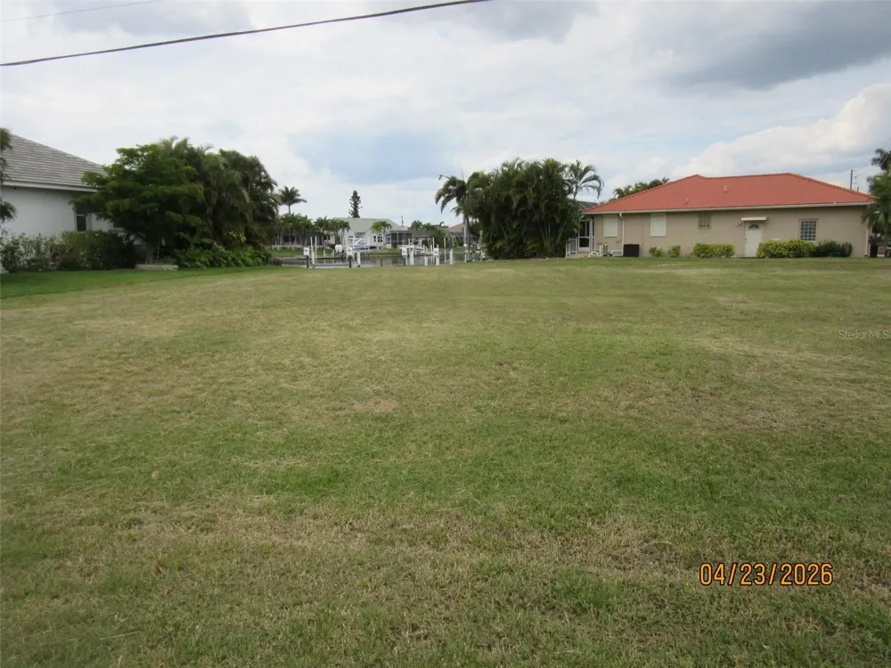 562 MONACO DRIVE Punta Gorda, FL 33950