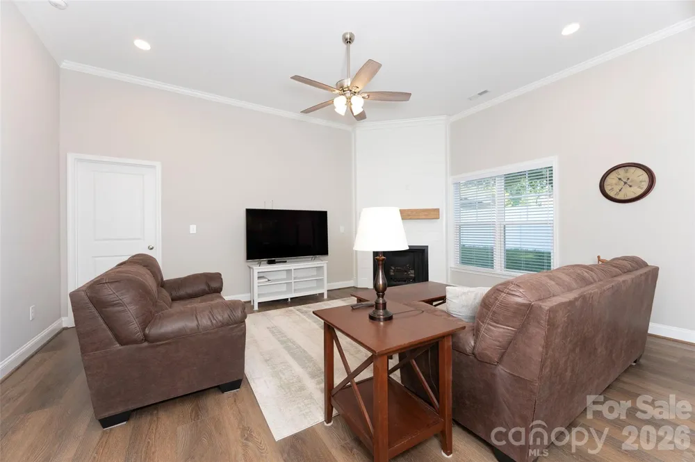 438 Fernwood Drive Yadkinville, NC 27055