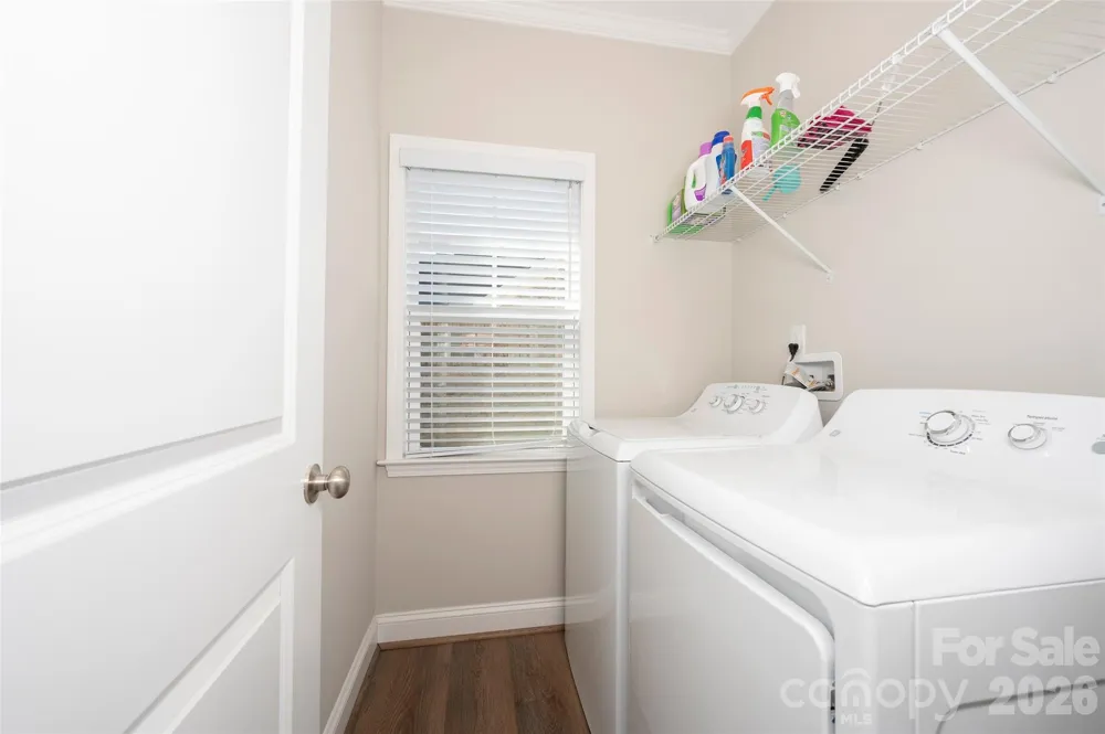 438 Fernwood Drive Yadkinville, NC 27055