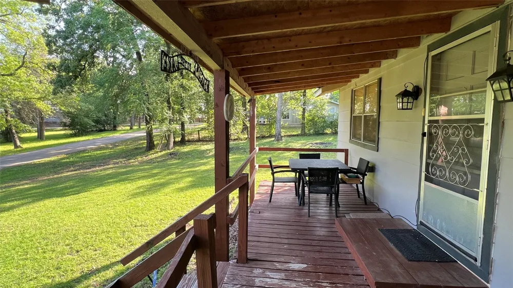 613 Hilltop Drive Tool, TX 75143