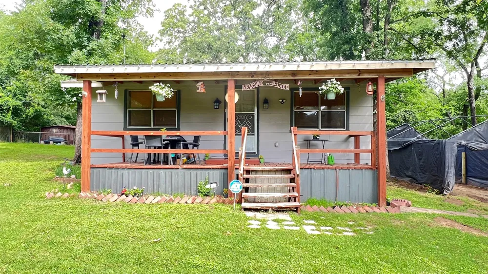 613 Hilltop Drive Tool, TX 75143
