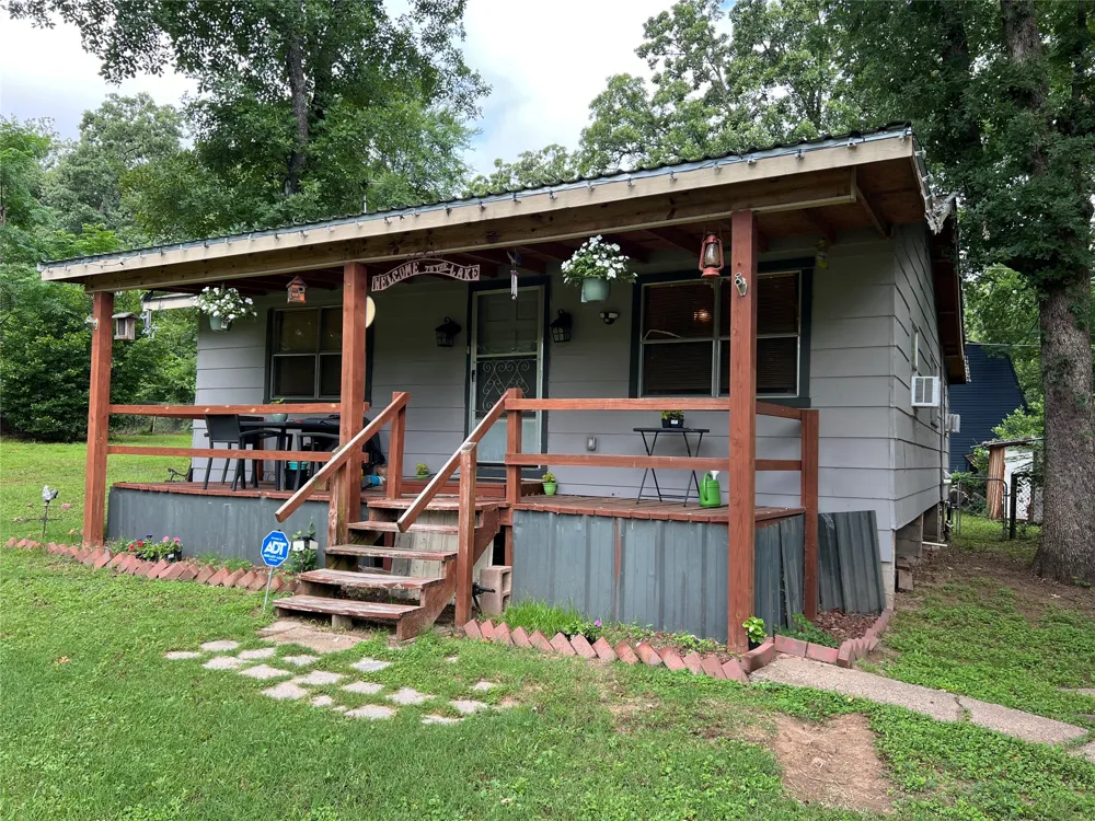 613 Hilltop Drive Tool, TX 75143