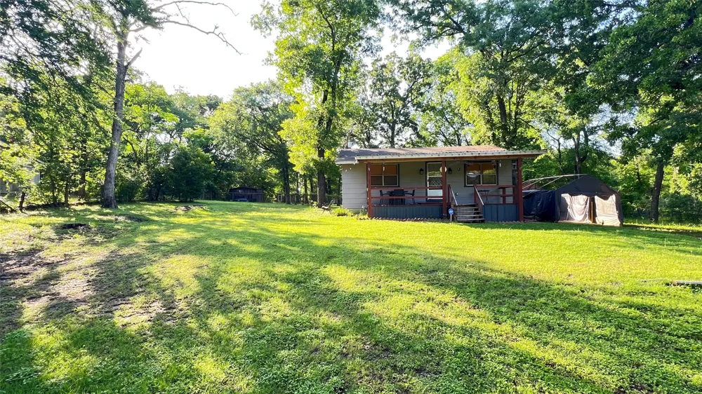 613 Hilltop Drive Tool, TX 75143