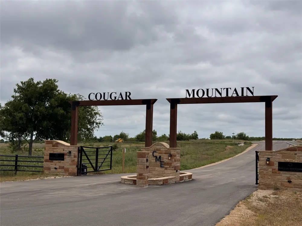 2908 Mattie Ross Road Cresson, TX 76035