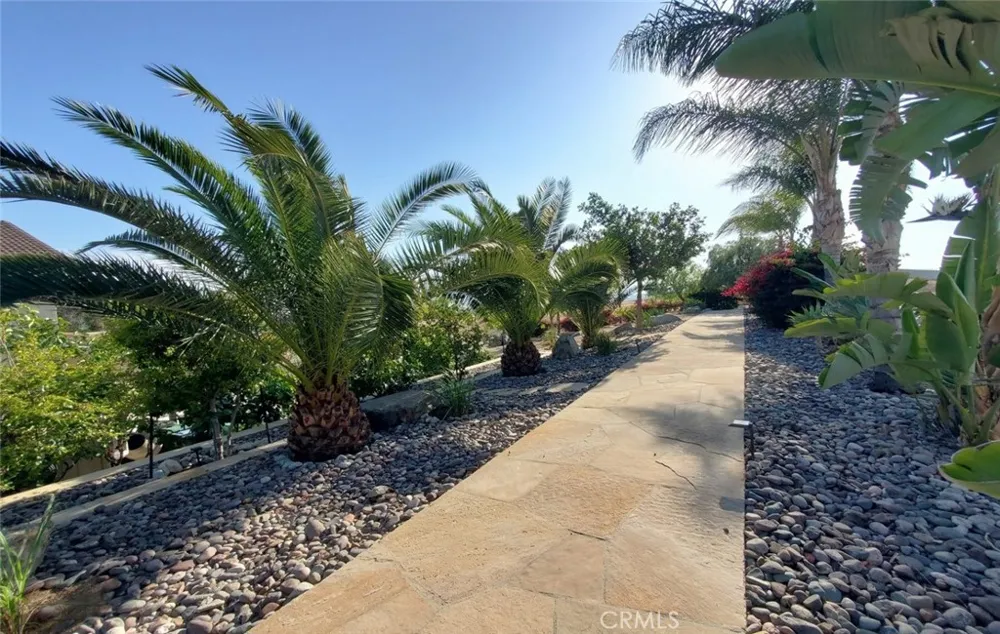 17465 Fairbreeze Riverside, CA 92504