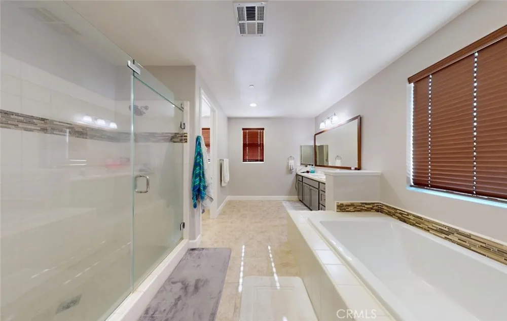 17465 Fairbreeze Riverside, CA 92504