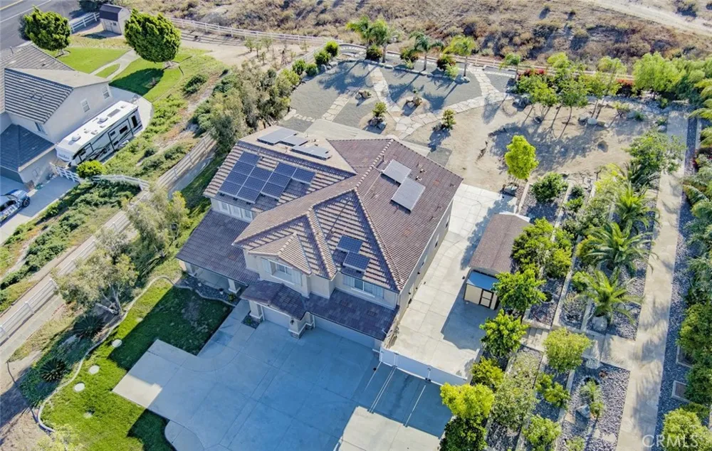 17465 Fairbreeze Riverside, CA 92504
