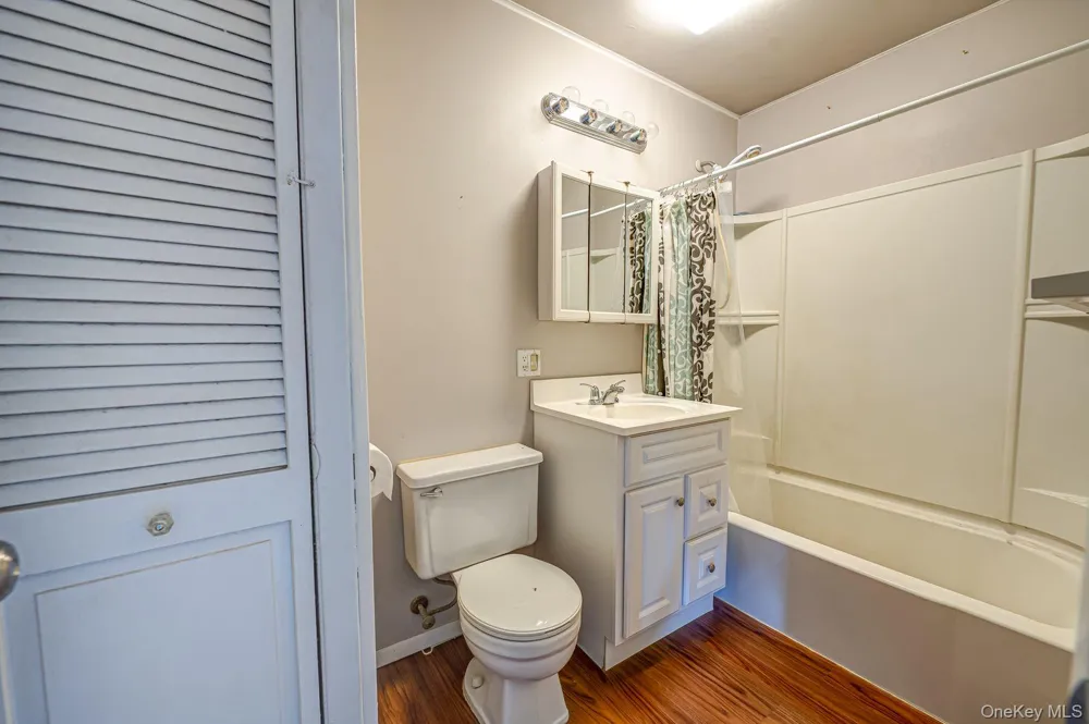 410 3rd Avenue East Northport, NY 11731
