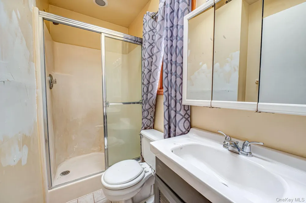 410 3rd Avenue East Northport, NY 11731