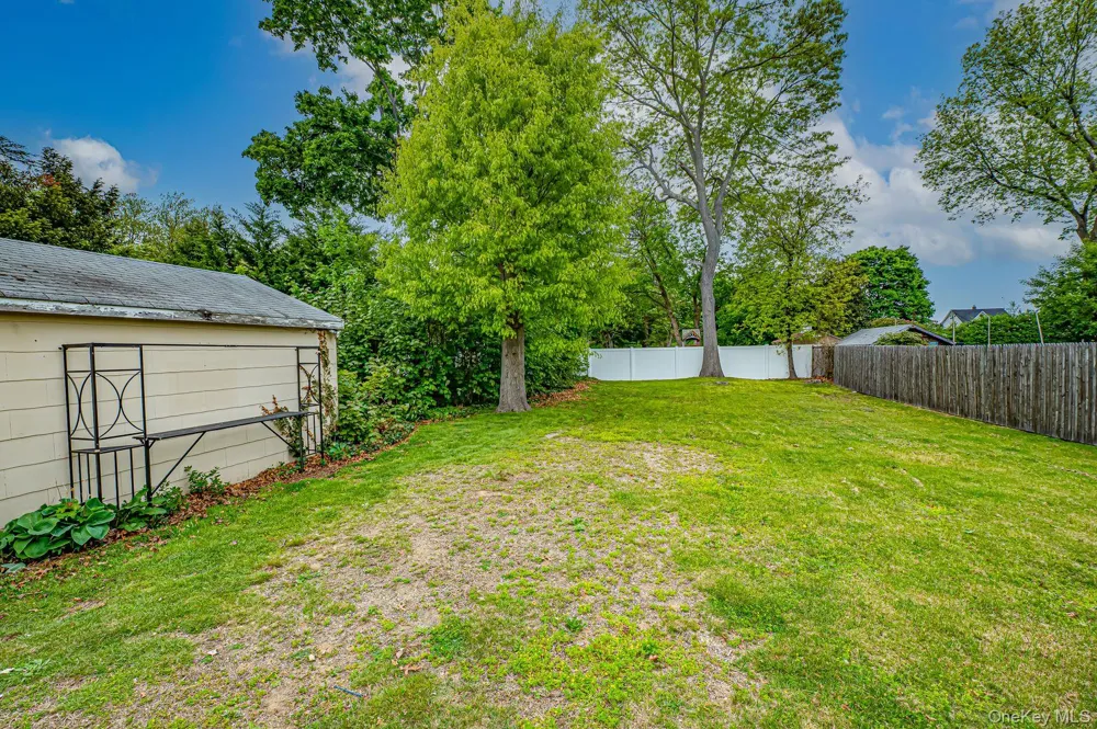 410 3rd Avenue East Northport, NY 11731