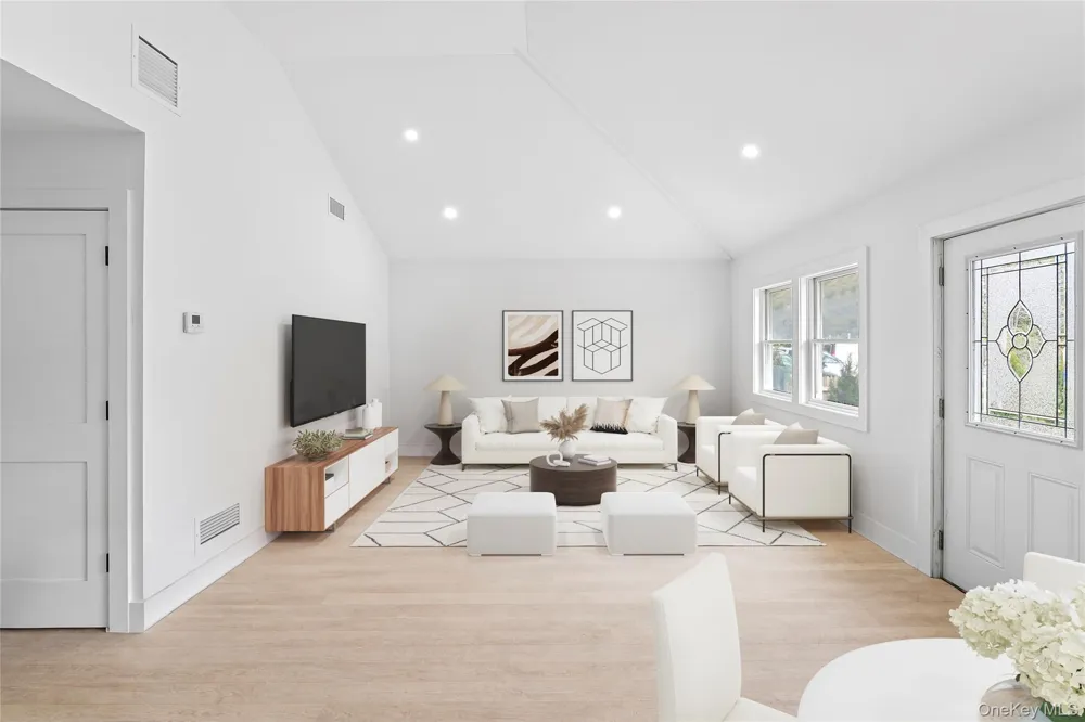 50 Squires Avenue East Quogue, NY 11942